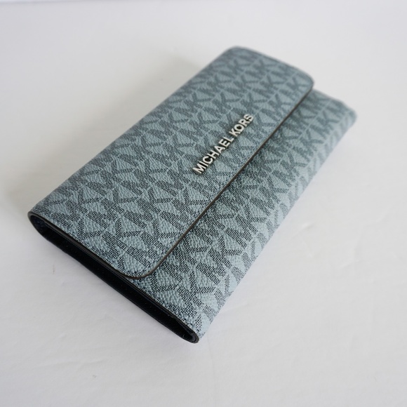 Michael Kors Jet Set Trifold Wallet MK Pale Blue - Picture 2 of 5